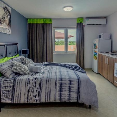 Omira Apartment Suites Willemstad Zewnętrze zdjęcie